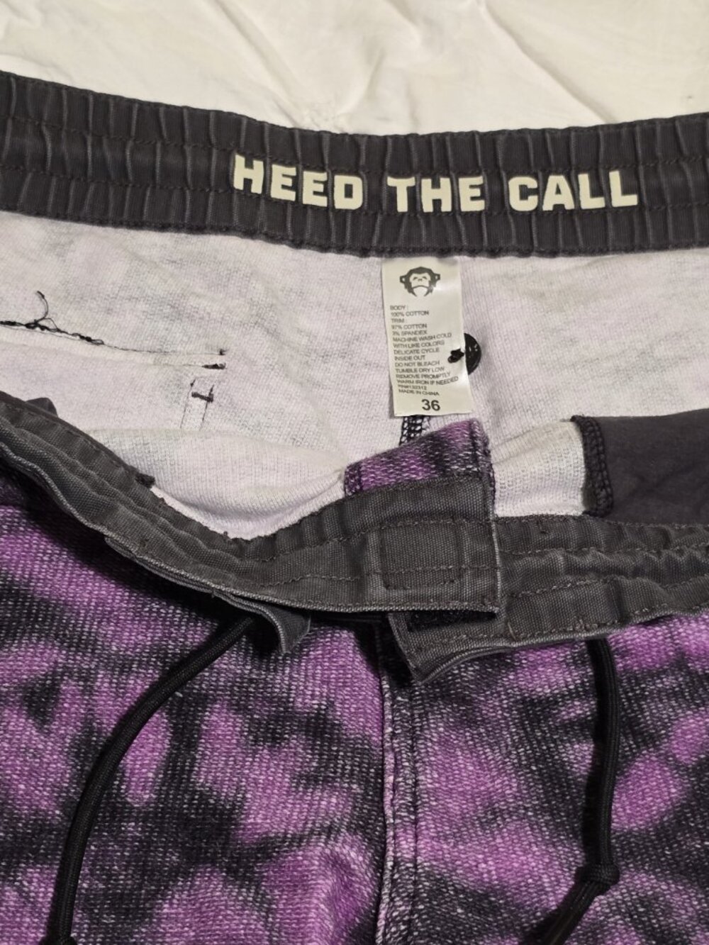 Howler Brothers Skulls n' Begonias Tranquilo Chillshorts (36) - Picture 3 of 5